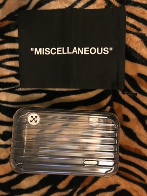 rimowa accessories travel kit