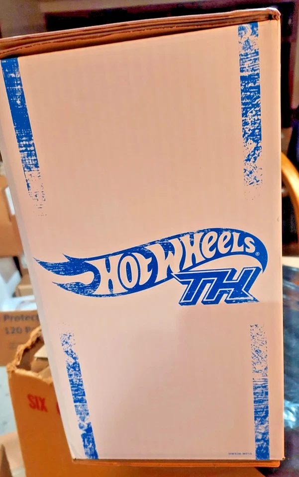 RLC 2024 Hot Wheels Super Treasure Hunt Set Tool Box ONLY No Cars Box Only /2500 - Image 3 of 4