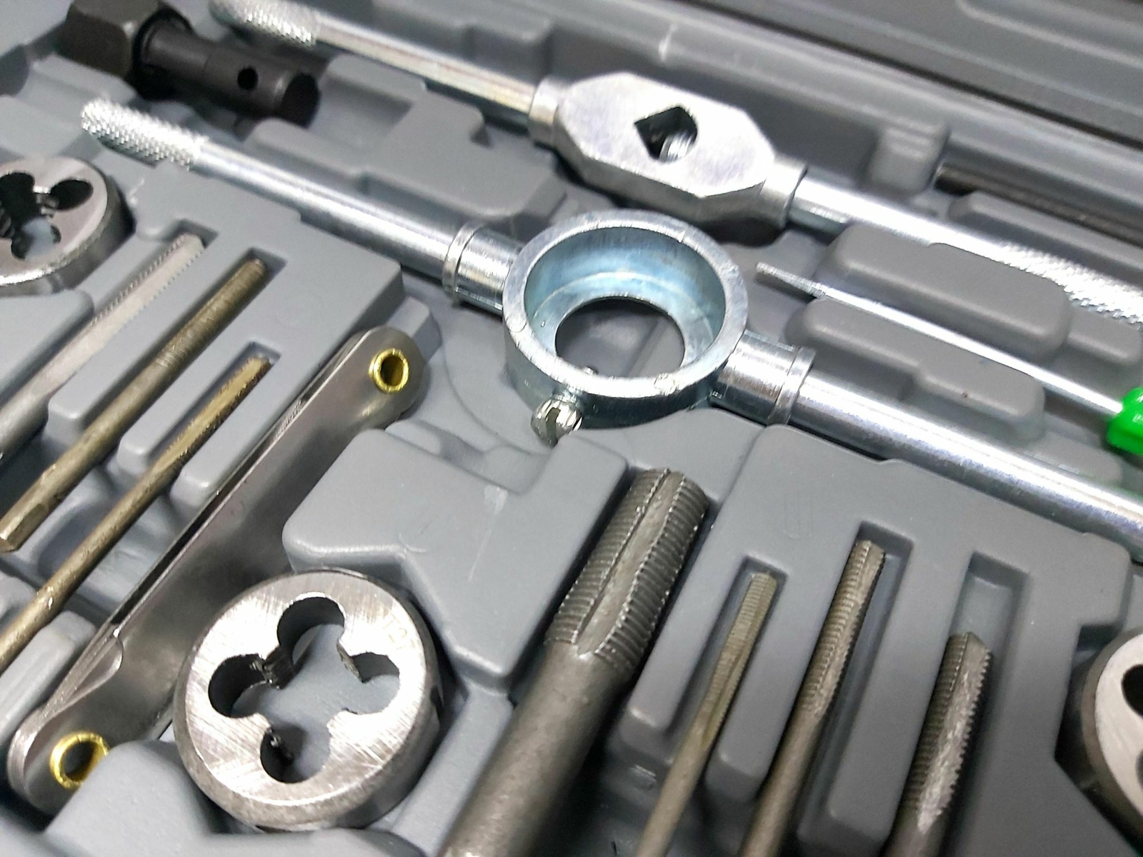 Filiere/Filiera E Maschi In Valigetta 110 Pz - Passo Metrico Da M2 A M18 94046214 - Foto 2