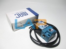 1PCS NEW FOR MAC 111B-421BAAA Solenoid Valve