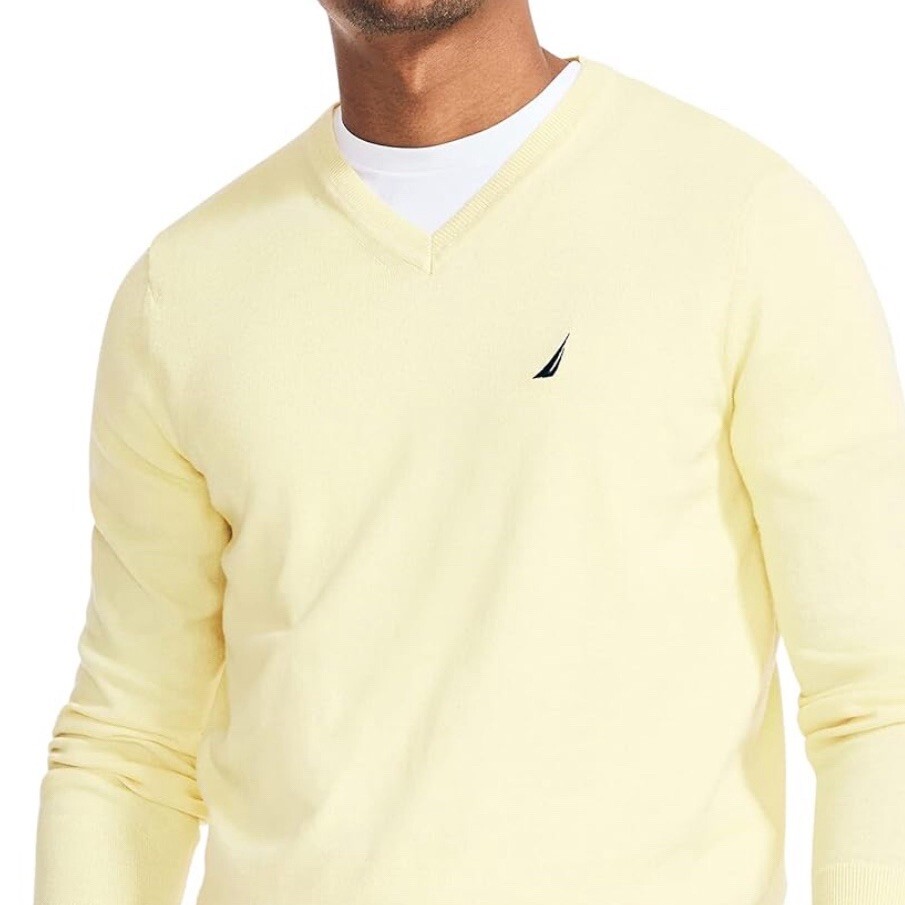NWT Nautica Men Light Yellow Long Sleeves V-Neck Pullover 100