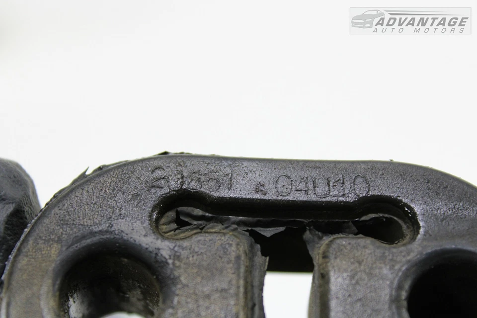 Infiniti JX35 QX60 2013-2020 AWD 3,5 L escape inferior tubo de escape montaje suspensión OEM Foto 3 de 4