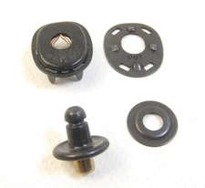 Genuine Lift The Dot Stud & Socket w/ Backing Plates, Black Oxide, 5 Pc.