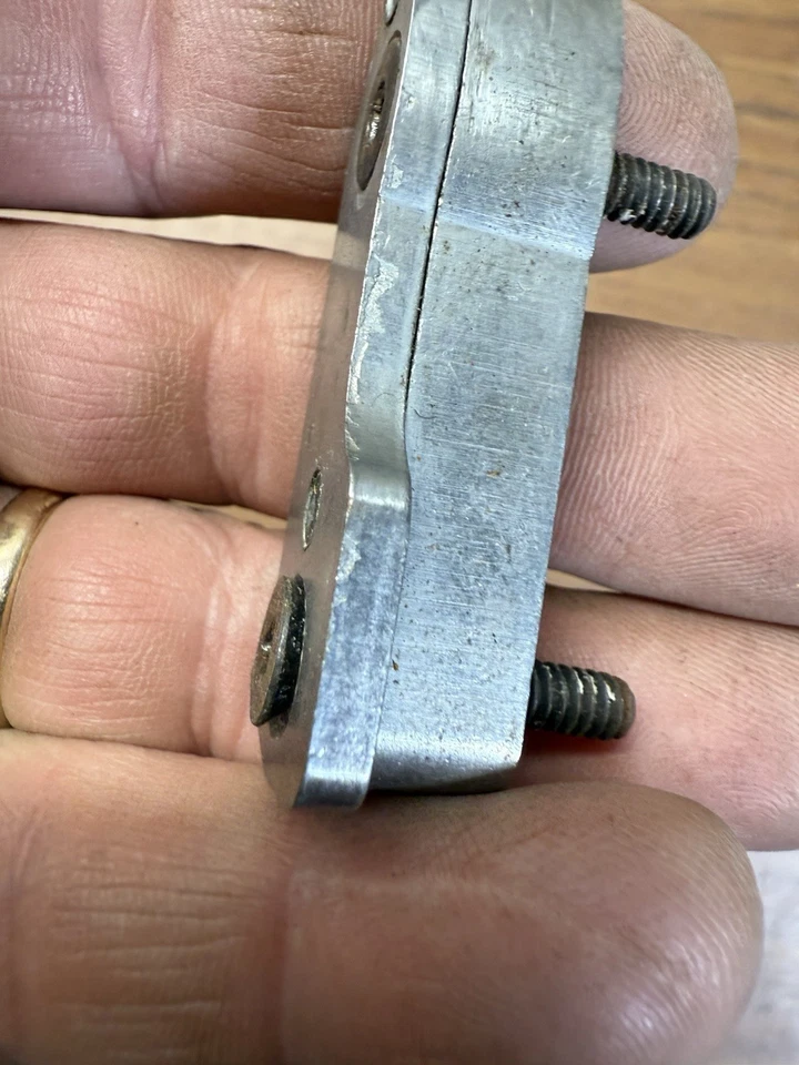 Pin de golpeador de 2 puertas Jaguar XKE E Type Series #2 Foto 3 de 4