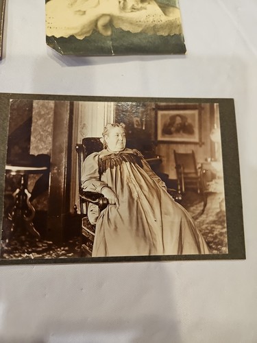 Antique Photo Album Book Metal Clasp With 11 Photos - Picture 5 of 24