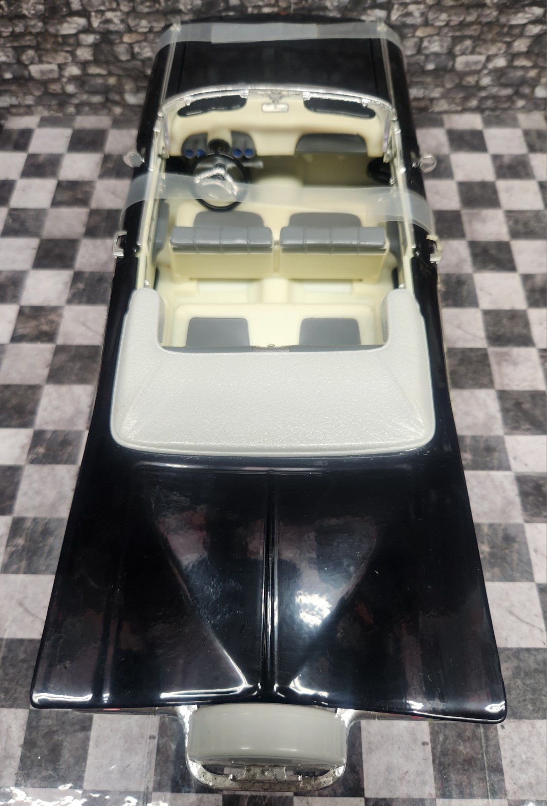 Yat Ming 1:18 Scale Road Signature Blk 1959 Chevrolet Impala Convertible [Loose]