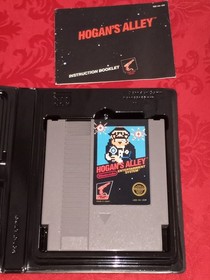 Nintendo NES Super Mario Bros. / Duck Hunt, Hogans Alley with Zapper 