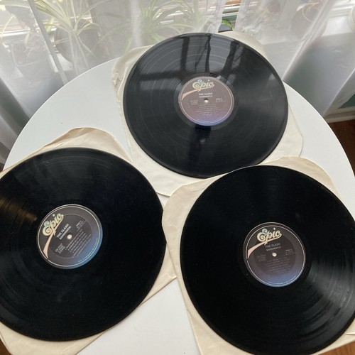 The Clash Sandinista Vinyl 3 LP Epic E3X 37037 - Picture 4 of 11