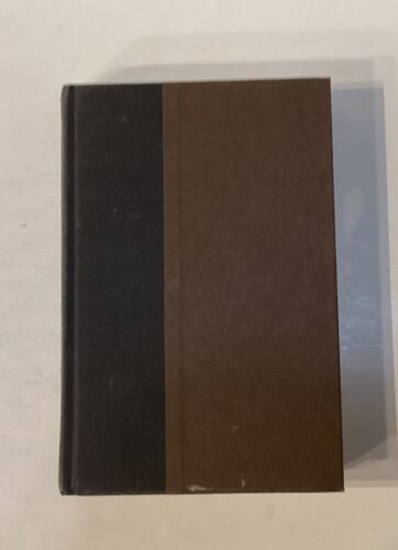 The Pelican Brief John Grisham hardcover book mystery vintage 1st Edition - Picture 2 of 10