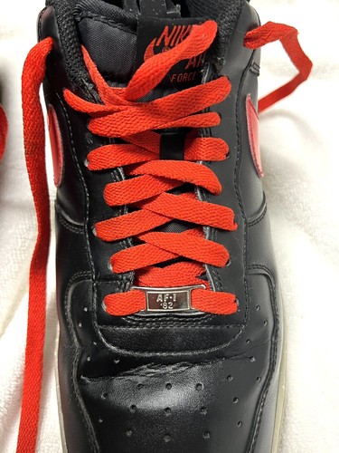 Nike AF-1 '82 Low 488298-070 Black w/Red Swoosh sz.11 excellent condition - 第 2/8 張圖片
