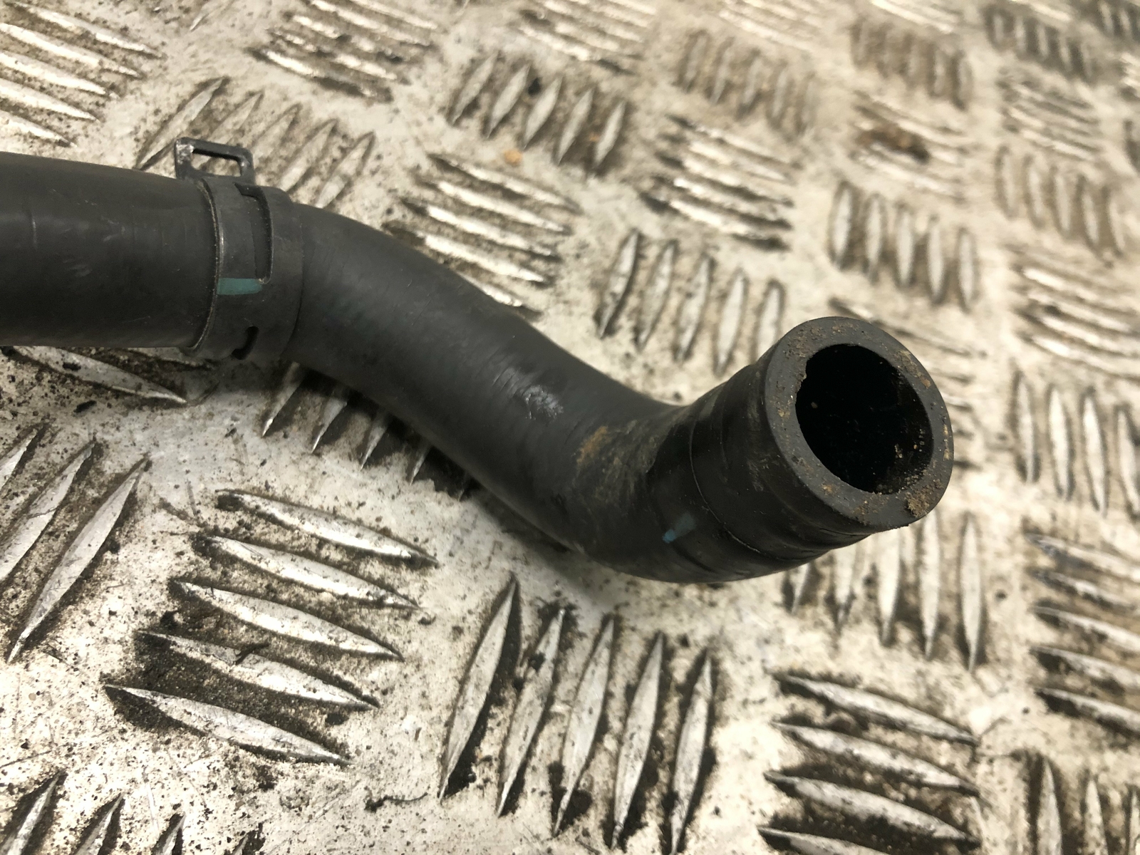 MERCEDESBENZ C W204 C 250 CDI Liquide de Refroidissement Tuyau