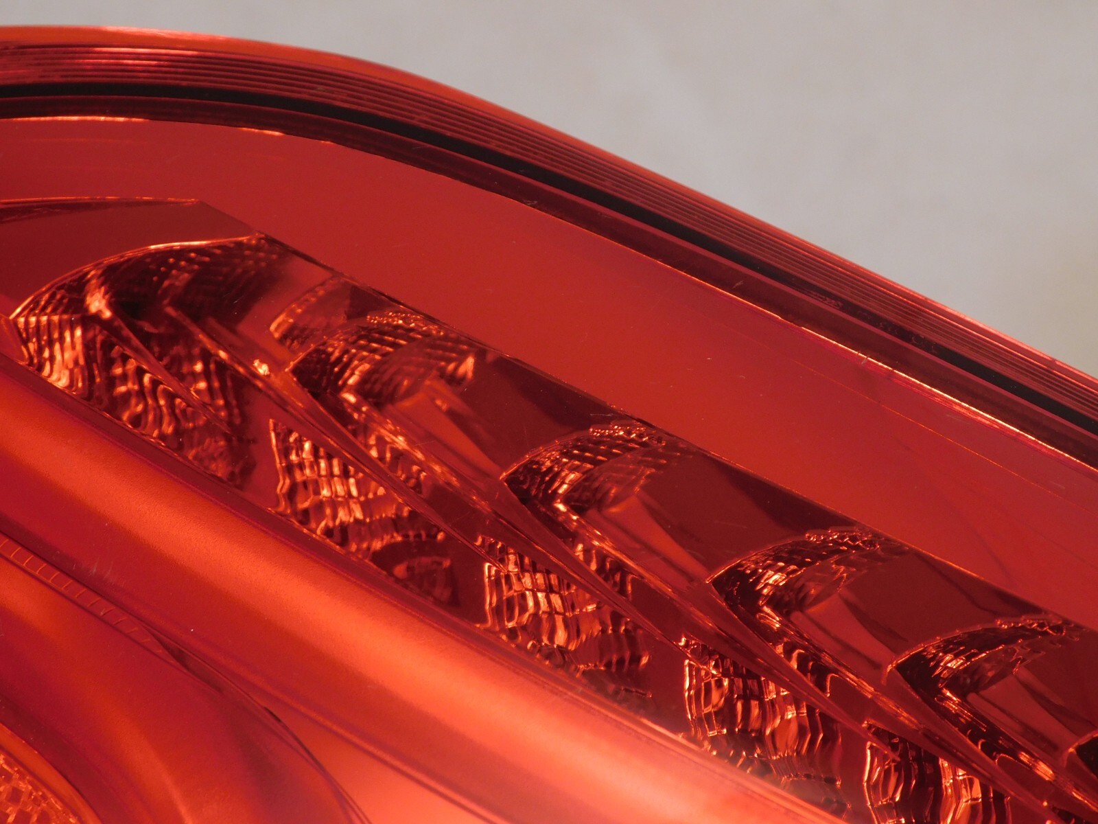 14-19 Maserati Ghibli Rear DRIVER Side Outer Taillight Lamp LEFT  LED oem