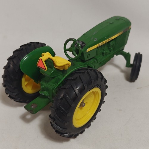 Ertl John Deere 2440 Utility Tractor #584 1/16 Scale 1976-1979 Used USA #864 - Picture 11 of 15