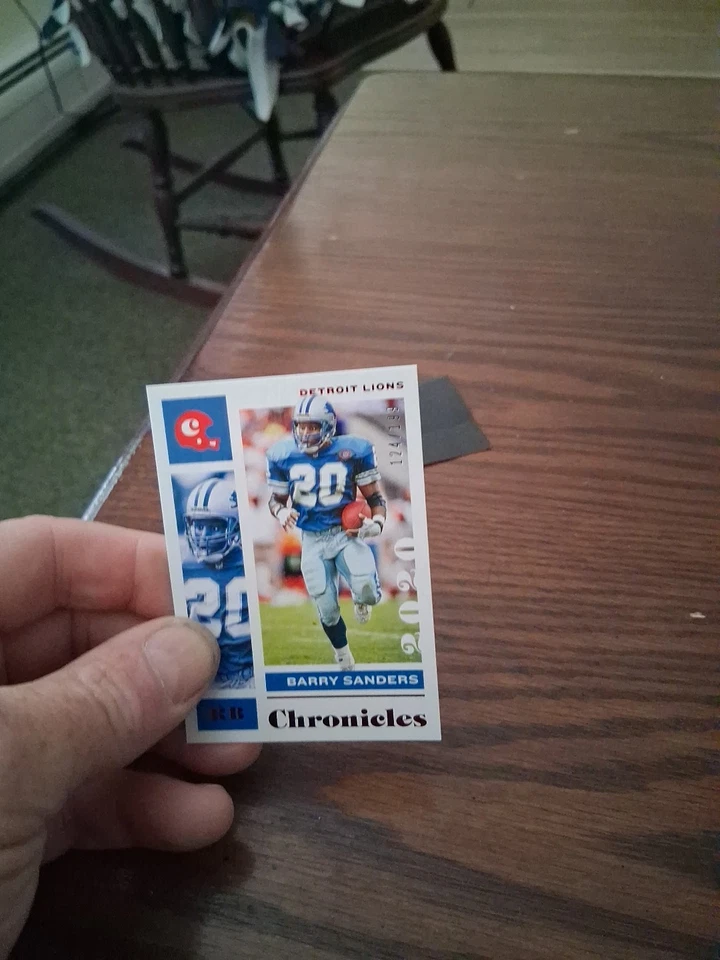 2020 Panini Chronicles - Barry Sanders #33 /99 - Image 3 of 3