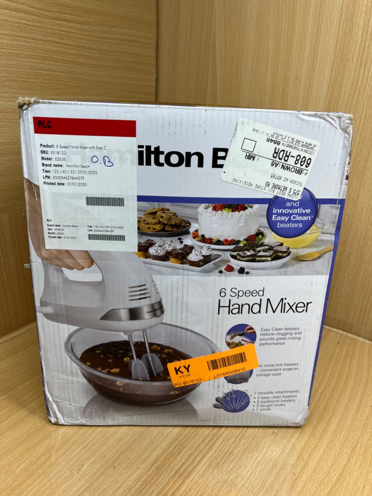 Hamilton Beach 6 Speed Dig Hand Mix with Easy Beaters 62663,