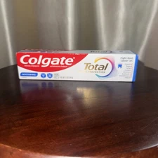 Colgate Total Active Prevention Whitening Toothpaste, Mint, 5.1 oz