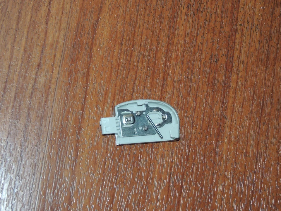 Porta de tampa de bateria genuína para câmera Nikon COOLPIX L31 16.1MP 5x zoom - Imagem 2 de 2