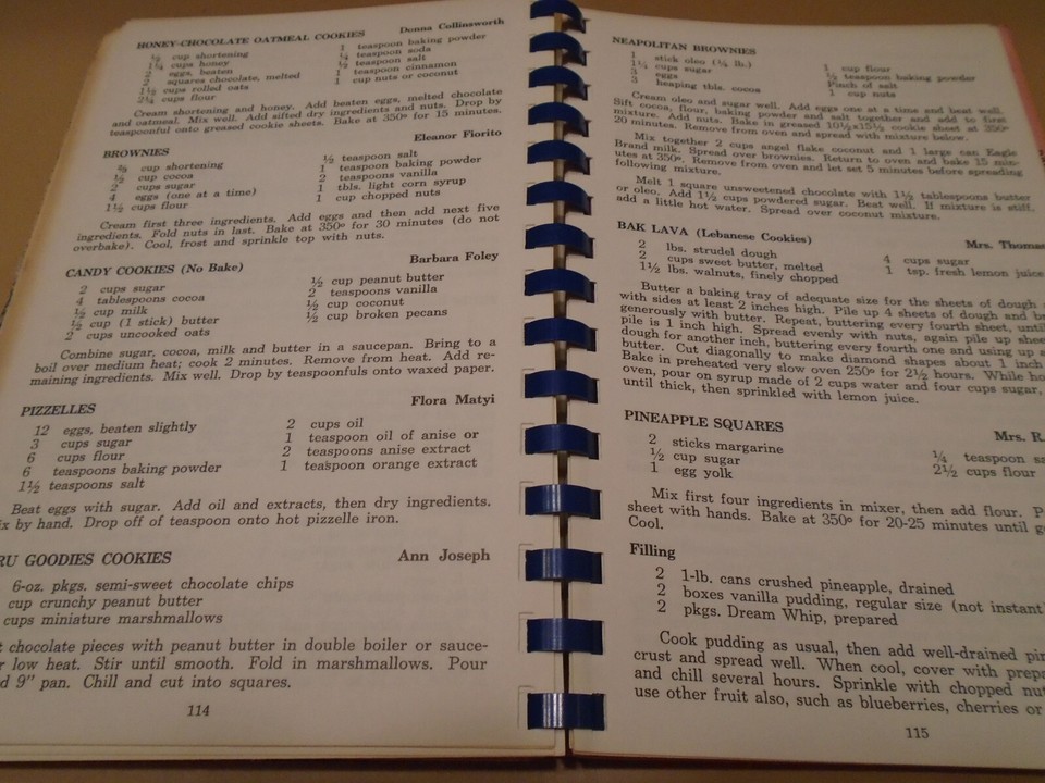 Vtg St. Brendan's Catholic Church COOKBOOK 1971 Youngstown, Ohio ETHNIC