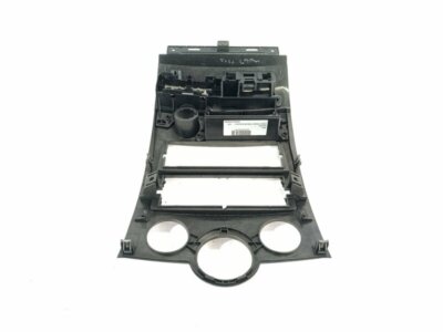 8200178630 molding for RENAULT MEGANE II FAMILIAR AUTHENTIQUE 2003