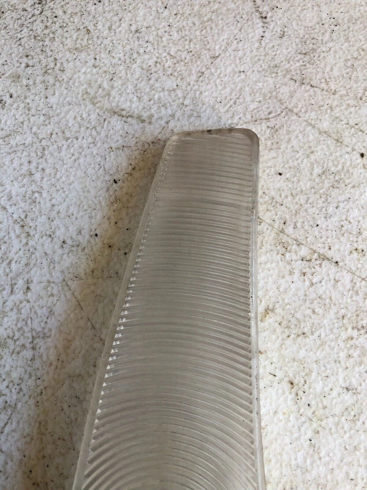 Buick Special Wagon Sportswagon 1964 1965 lente de luz trasera interior OEM Foto 2 de 4