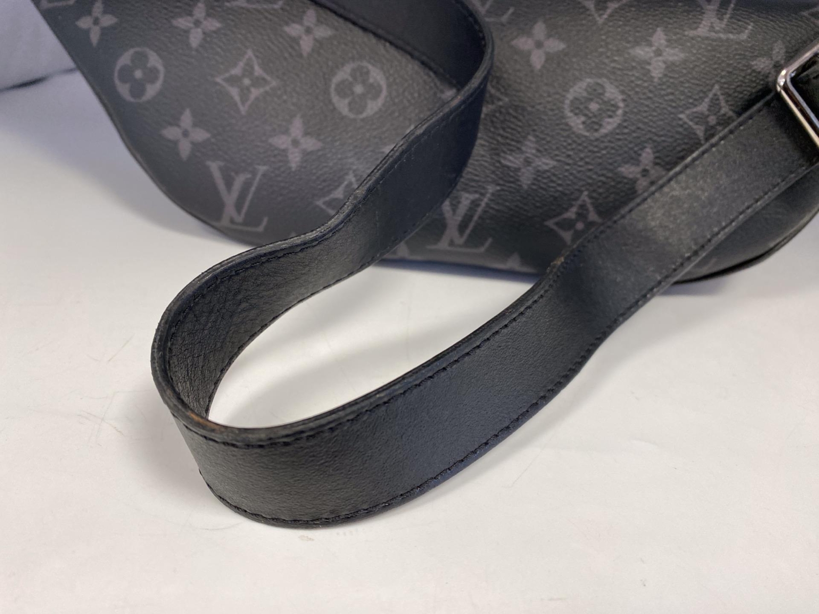 Louis Vuitton Discovery PM Monogram Eclipse Bumbag - image 6