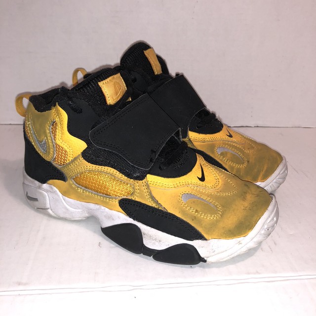 yellow nike speed turf
