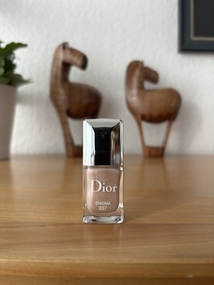 Christian Dior Vernis | Nail Color Enigma Nr. 337