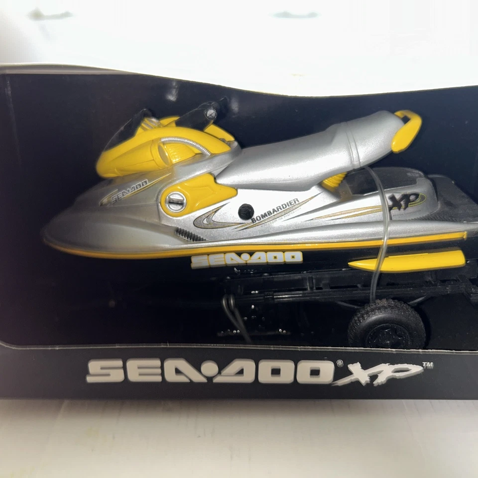 NewRay 1:12 Sea-Doo XP Jet Ski Bombardier Die Cast And Plastic With Trailer NIB - Image 2 of 4