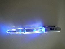 RARE - VINTAGE - PEN - FROM FEDEX - USES 3 BATTERIES - SEE PHOTOS & DESCRIPTION