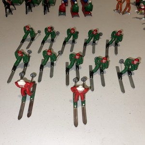 Barclay Downhill Skiers 10 Green and 2 red available. Price is per skier.