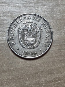 Panama 5 centesimos coin, 1966. KM# 23, copper-nickel. Coat of arms (9 stars).