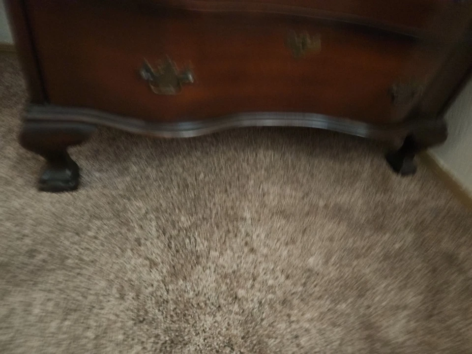 Antiguo escritorio de secretaria serpentina de nogal estilo Chippendale librería Foto 3 de 4