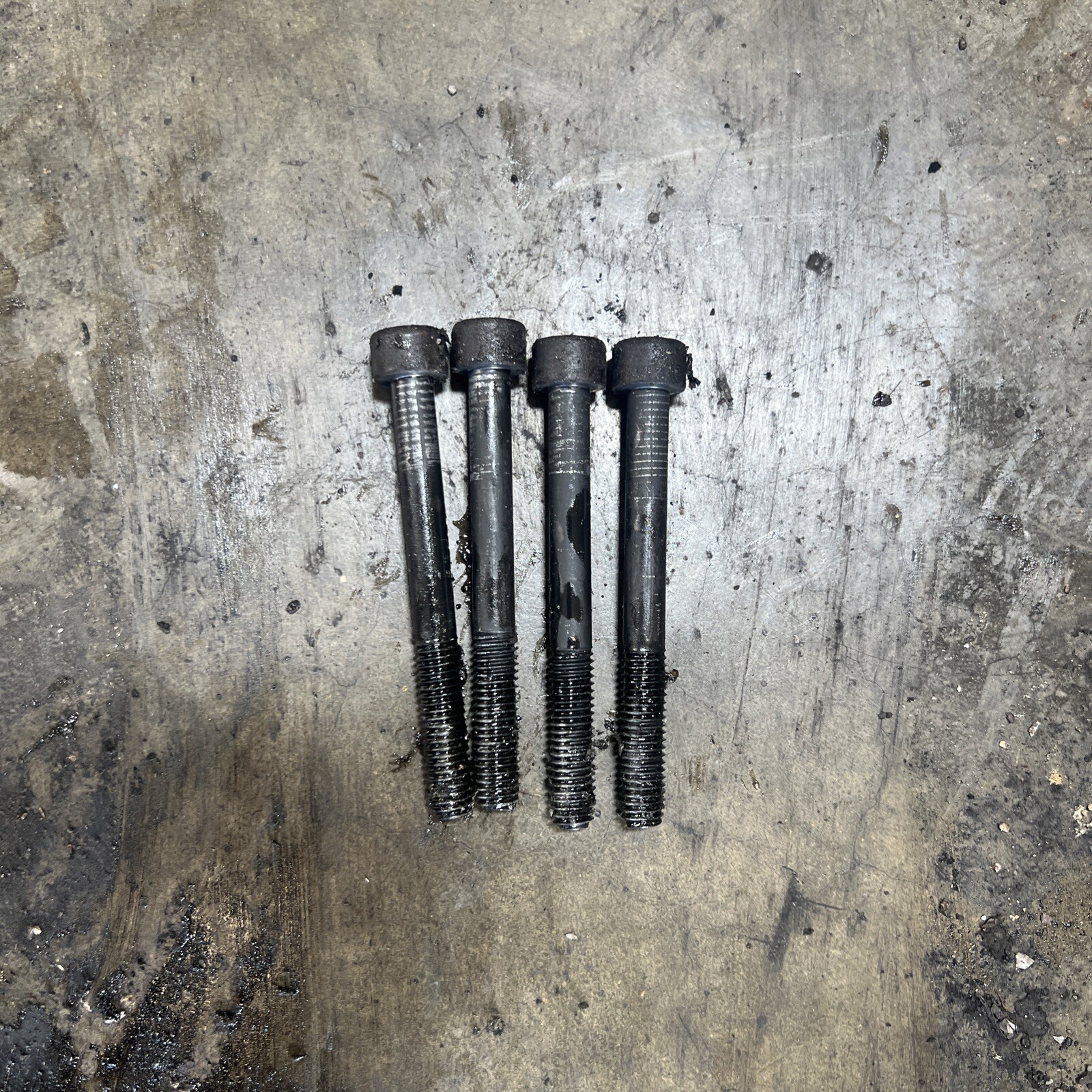 Cojinetes Principales STD Para Motor Ford 6.0 Powerstroke Diésel 2003-2010 - Juego De Varillas, Marca Moresa