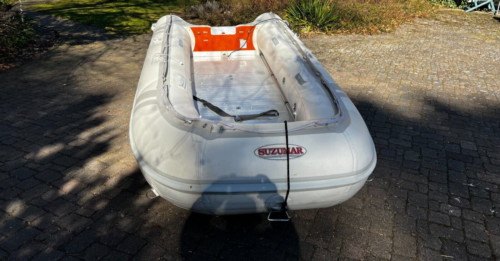 Schlauchboot Suzumar mit Johnson-Motor gebraucht, TOP -Zustand - Bild 2 von 13