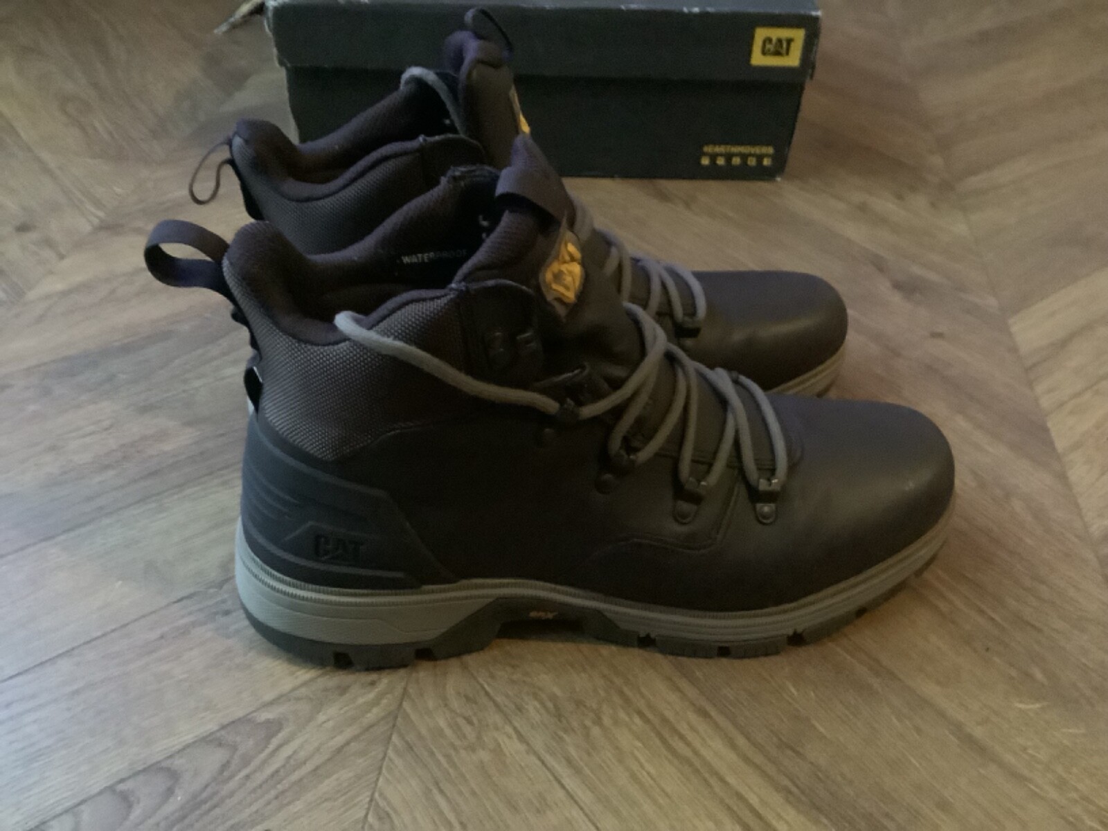 Men’s Caterpillar boots size 10 eBay