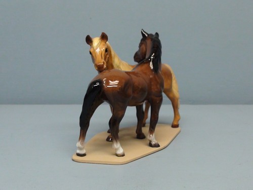 Retired Hagen Renaker Horse, Specialty Grooming Horses - Afbeelding 3 van 5