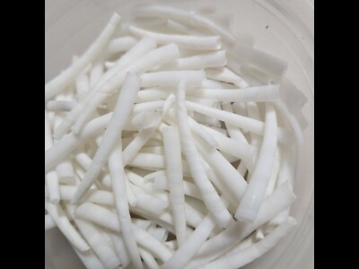 One half pound 8 Oz dentalium shells of 3/4'' to 2 inch Smooth Free S/H