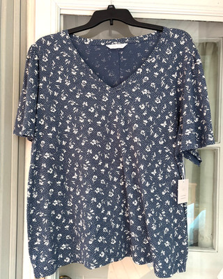Lauren Conrad Women's 3X Top,  NWT, Blue Floral,  SS, V-Neck, Cotton, Free Shpg