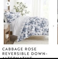    Blue Floral Comforter Set   Full/Queen   3-Piece   Brand New