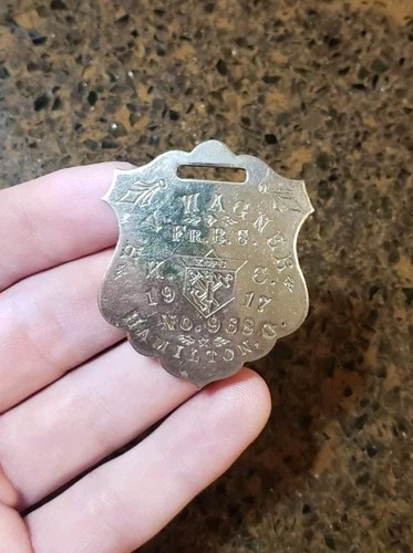 RARE 1917 WW1 HAMILTON ONTARIO KNIGHTS OF COLUMBUS MILITARY NAMED FOB BADGE