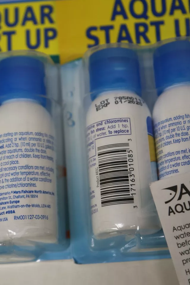 20x Lot API Aquarium Quick Start Up Water Conditioner Pack w/ Stress Coat 84E - Image 4 of 4