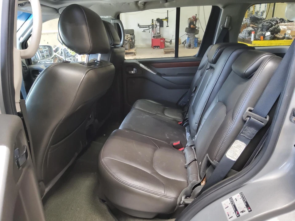 Espejo retrovisor interior delantero central usado se adapta a: Nissan Pathfinder 2008 delantero C Foto 3 de 4