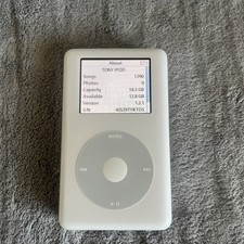 Apple iPod 4th Gen with Colour Display White (20GB). Beautiful Condition