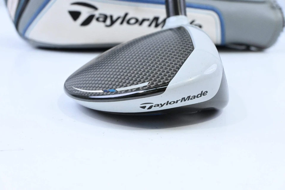 Taylormade SIM Ti #3 Wood / 15 Degree / Stiff Flex HZRDUS Yellow 70 Shaft - Image 3 of 4