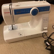 Toyota RS2000 Sewing Machine with Foot Pedal
