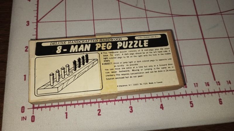 8 Men Peg Puzzle