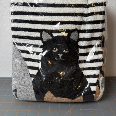 #ad Vintage RA Briggs White Cat Embroidered Towel Set Of 2 StripedBlack Tabby NOS $30.00