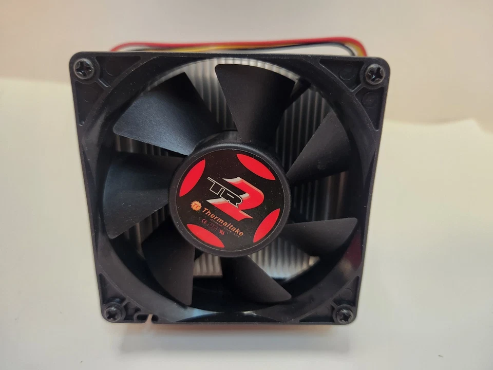 NOS 2004 Thermaltake TR2-M5 CPU Fan Cooler A4005 for Intel P4 up to 3.2 GHz - Image 2 of 4