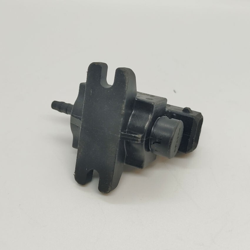 む。 Amazon.com: Driver Side Master Electric Control Switch