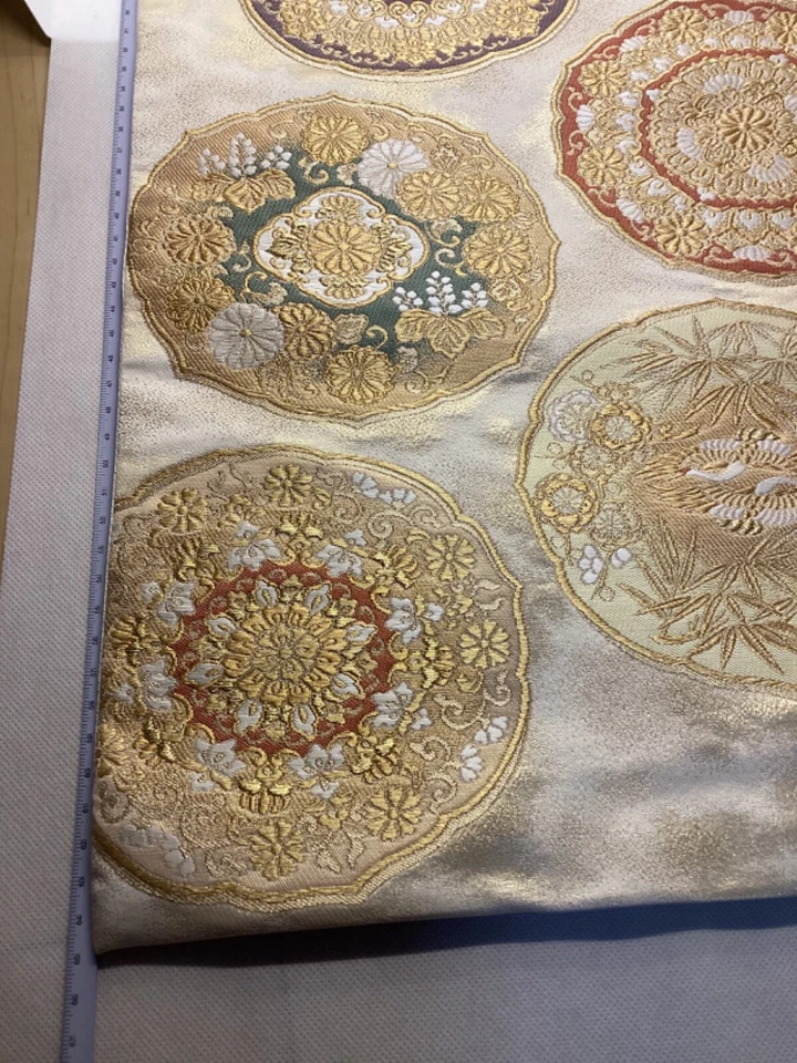 Tapiz hecho de faja única, seda, Nishijin, Kioto, Foto 3 de 4